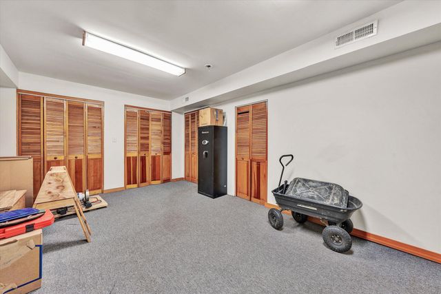 7835 Forest Edge DR, Roanoke, VA 24018