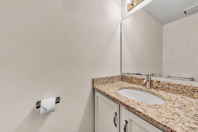 7835 Forest Edge DR, Roanoke, VA 24018