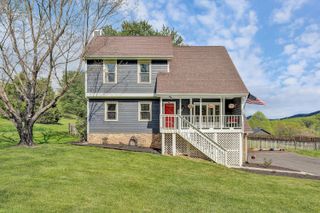 7835 Forest Edge DR, Roanoke, VA 24018
