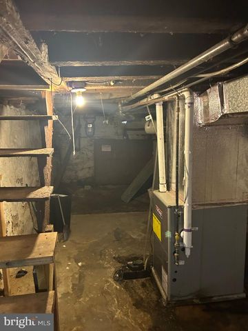 1231 OLEY ST, Reading, PA 19604