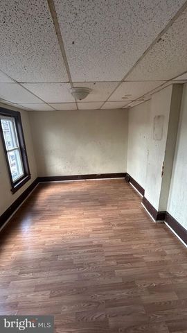 1231 OLEY ST, Reading, PA 19604