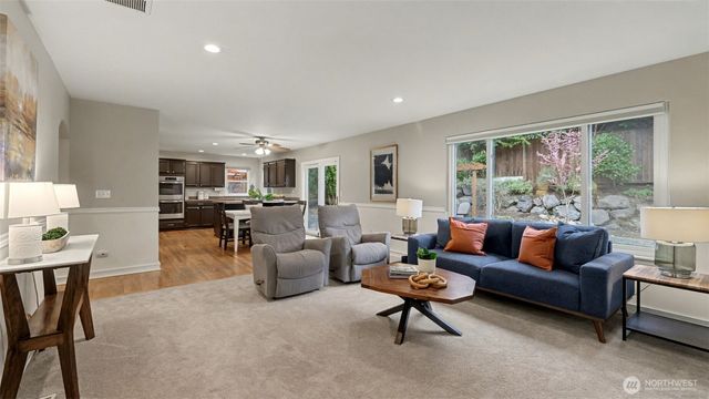 24940 231st Avenue SE, Maple Valley, WA 98038