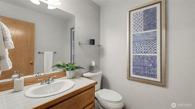 24940 231st Avenue SE, Maple Valley, WA 98038