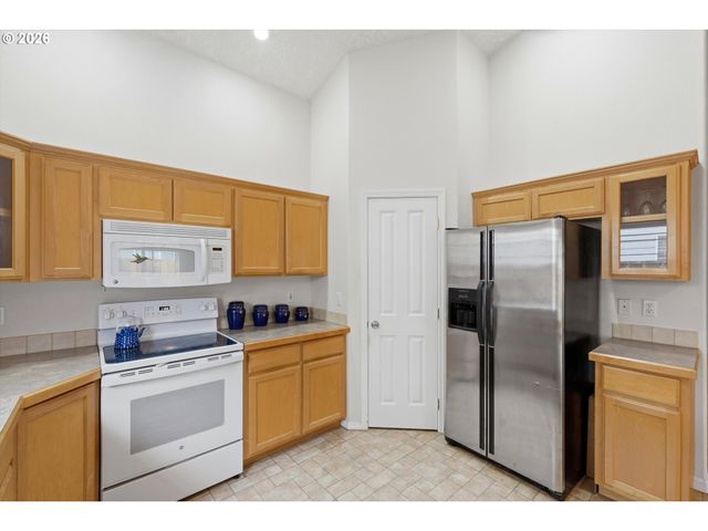 2331 Nw FENDLE Way, Mc Minnville, OR 97128