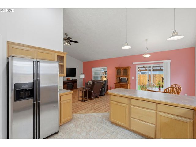 2331 Nw FENDLE Way, Mc Minnville, OR 97128