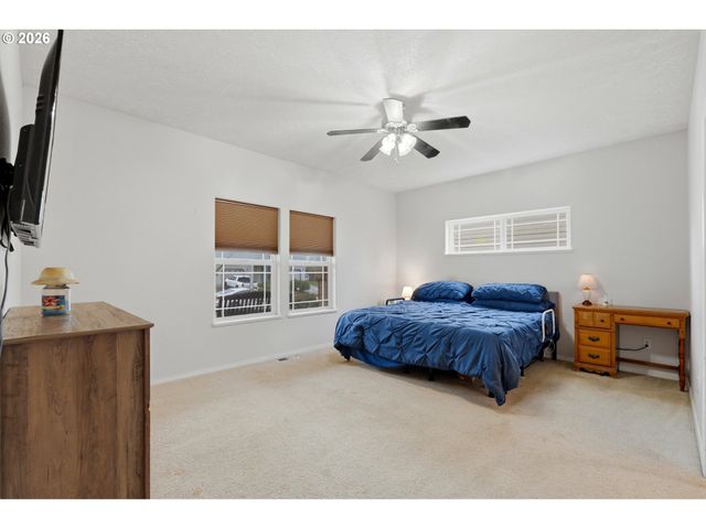 2331 Nw FENDLE Way, Mc Minnville, OR 97128