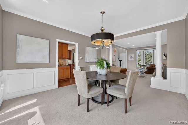 3804 Elk Drive, Rochester, MI 48306