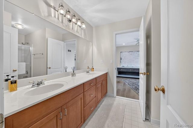 3804 Elk Drive, Rochester, MI 48306