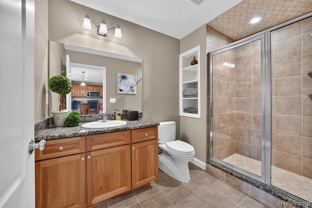3804 Elk Drive, Rochester, MI 48306