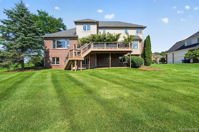 3804 Elk Drive, Rochester, MI 48306