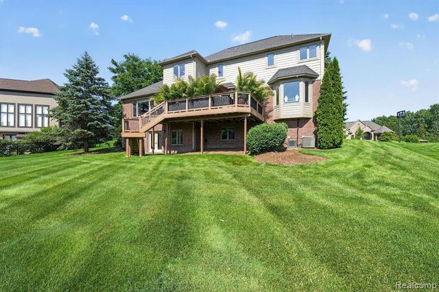 3804 Elk Drive, Rochester, MI 48306