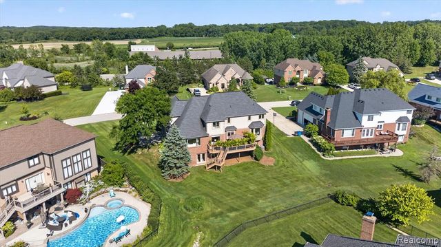 3804 Elk Drive, Rochester, MI 48306