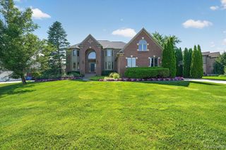 3804 Elk Drive, Rochester, MI 48306
