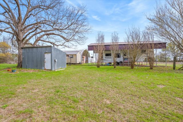 2027 VZ County Road 3104, Edgewood, TX 75117