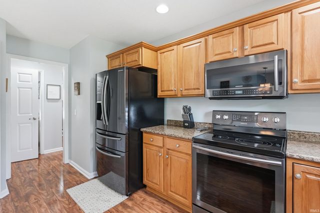 12526 Genesta Cove, Fort Wayne, IN 46845