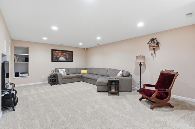 12526 Genesta Cove, Fort Wayne, IN 46845