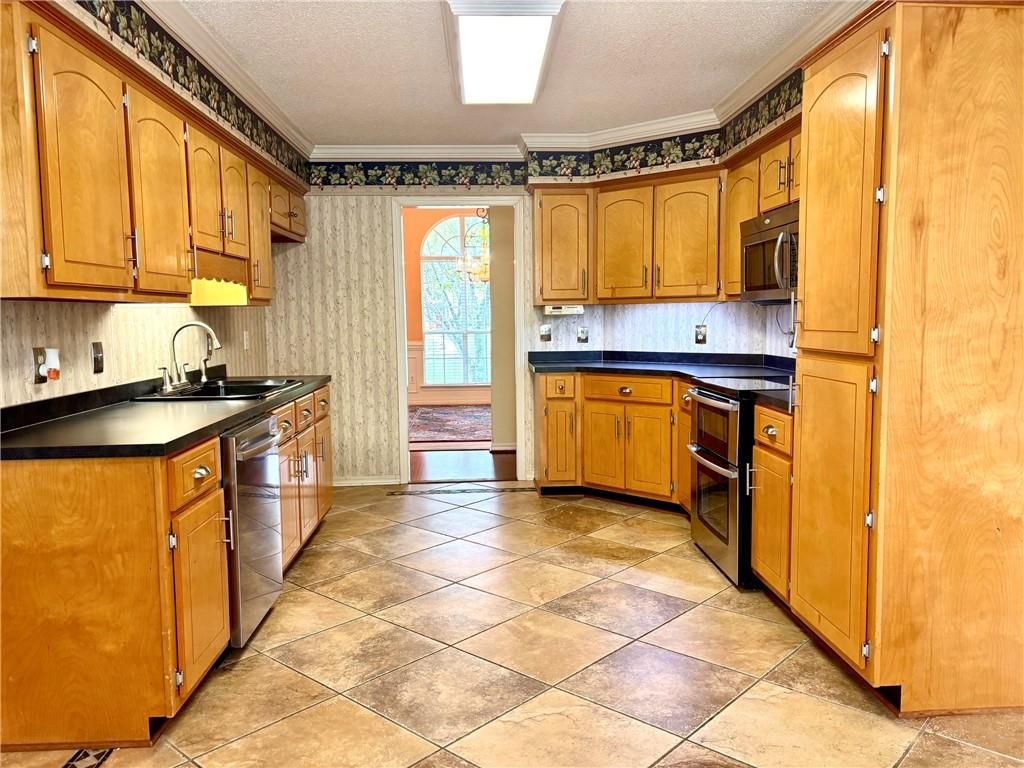 2735 Oakridge West Drive, Mobile, AL 36608 — photo 5