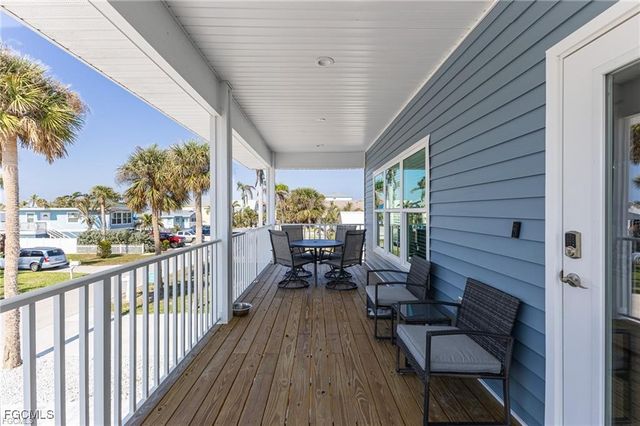 210 Pearl ST, Fort Myers Beach, FL 33931