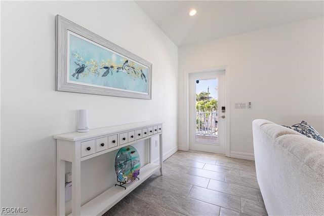 210 Pearl ST, Fort Myers Beach, FL 33931