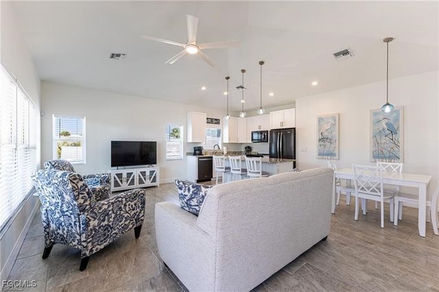 210 Pearl ST, Fort Myers Beach, FL 33931