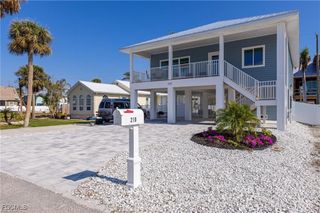 210 Pearl ST, Fort Myers Beach, FL 33931