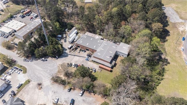 300 Industrial Way, Fayetteville, GA 30215