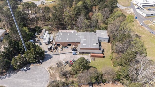 300 Industrial Way, Fayetteville, GA 30215