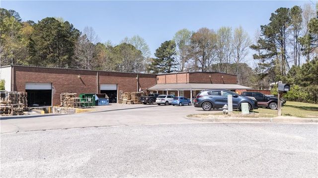 300 Industrial Way, Fayetteville, GA 30215