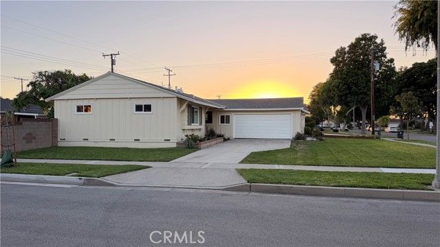 4200 W West, Fullerton, CA 92833