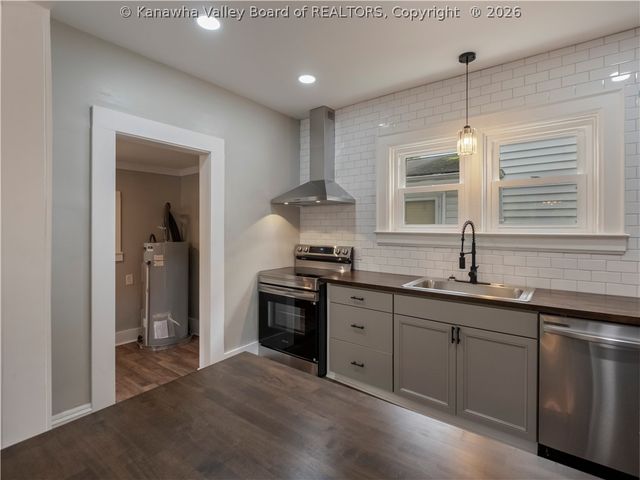 1008 Grant Street, Charleston, WV 25302