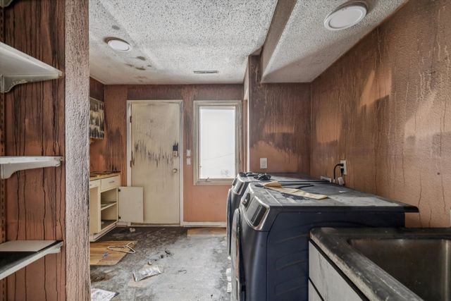 3515 SW 27th Street, Des Moines, IA 50321