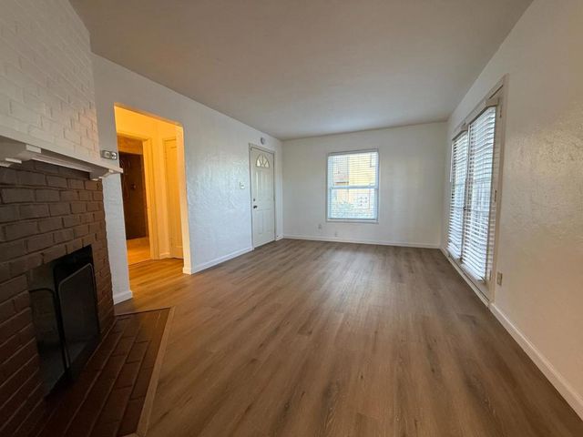 2433 San Pablo Avenue, Berkeley, CA 94702