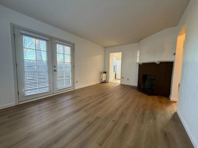 2433 San Pablo Avenue, Berkeley, CA 94702