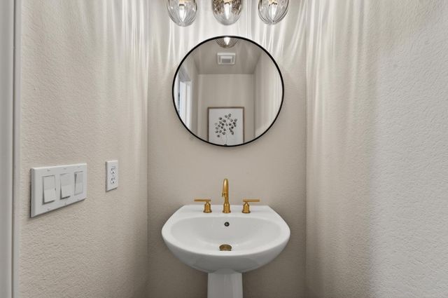 9416 Landsford Ct, Granite Bay, CA 95746