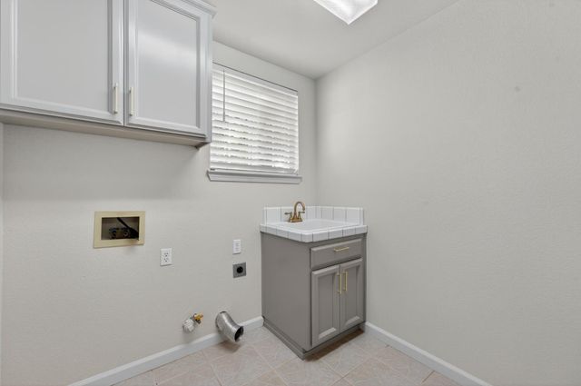 9416 Landsford Ct, Granite Bay, CA 95746