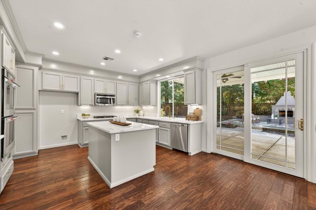 9416 Landsford Ct, Granite Bay, CA 95746