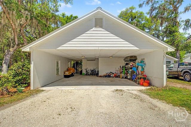 58 Honey Bee Road, Savannah, GA 31419