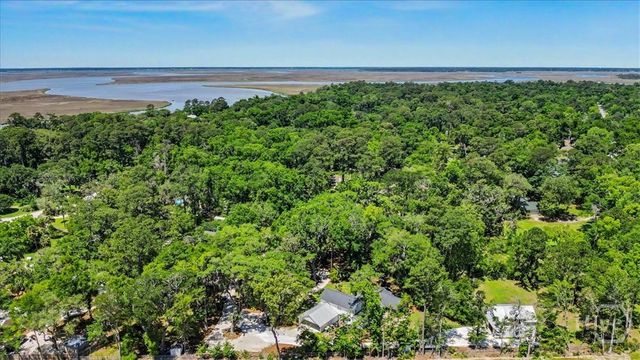 58 Honey Bee Road, Savannah, GA 31419