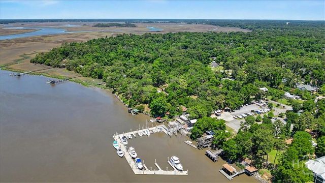 58 Honey Bee Road, Savannah, GA 31419