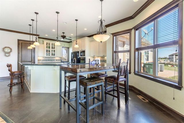 4200 Fox Croft Road, Norman, OK 73026