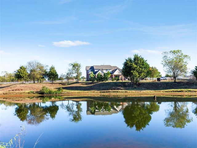 4200 Fox Croft Road, Norman, OK 73026