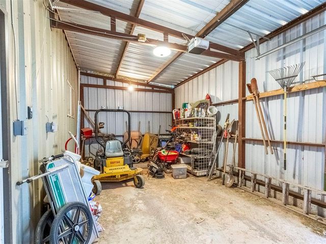 4200 Fox Croft Road, Norman, OK 73026