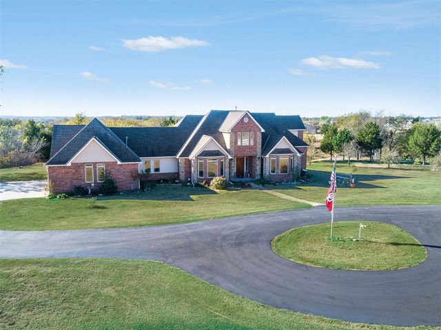 4200 Fox Croft Road, Norman, OK 73026