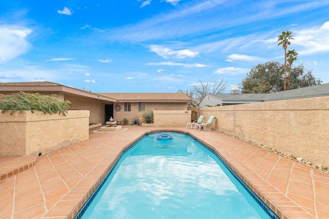 76887 Kentucky Avenue, Palm Desert, CA 92211