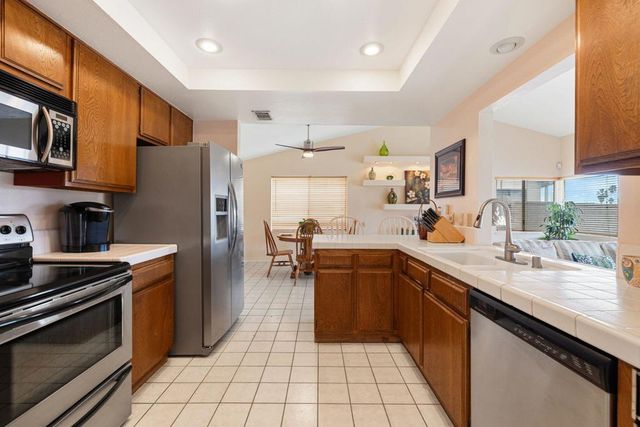 76887 Kentucky Avenue, Palm Desert, CA 92211