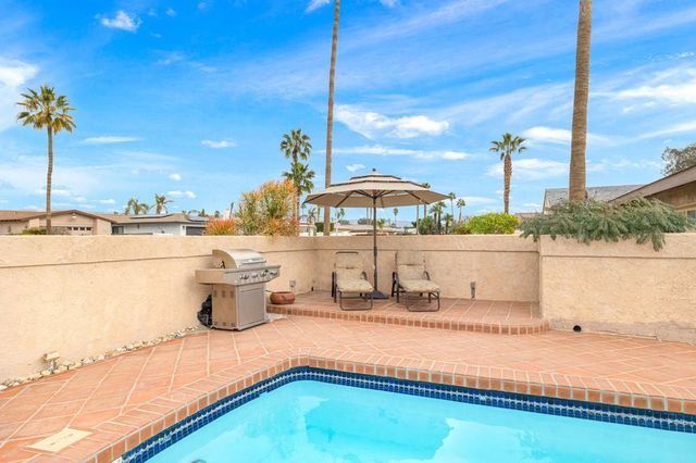 76887 Kentucky Avenue, Palm Desert, CA 92211