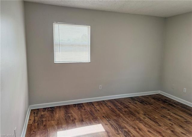 3307 SE 15th PL 8, Cape Coral, FL 33904