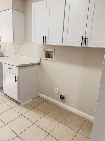 3307 SE 15th PL 8, Cape Coral, FL 33904