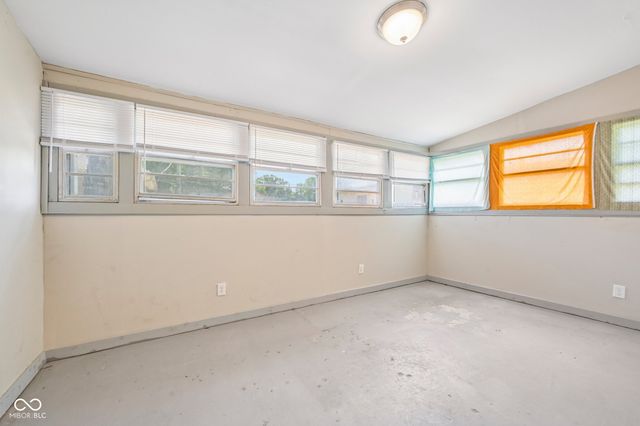 1611 Nichol Avenue, Anderson, IN 46016