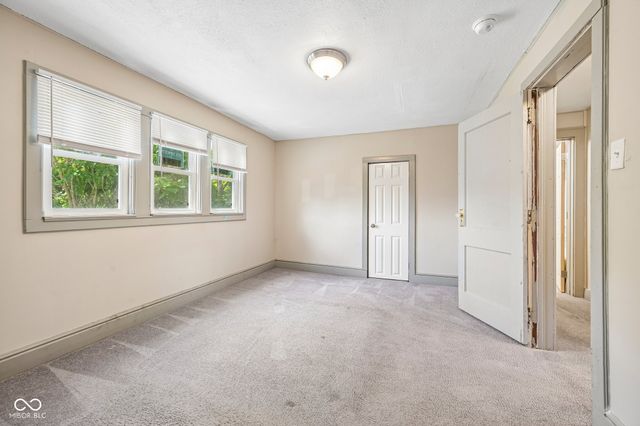 1611 Nichol Avenue, Anderson, IN 46016